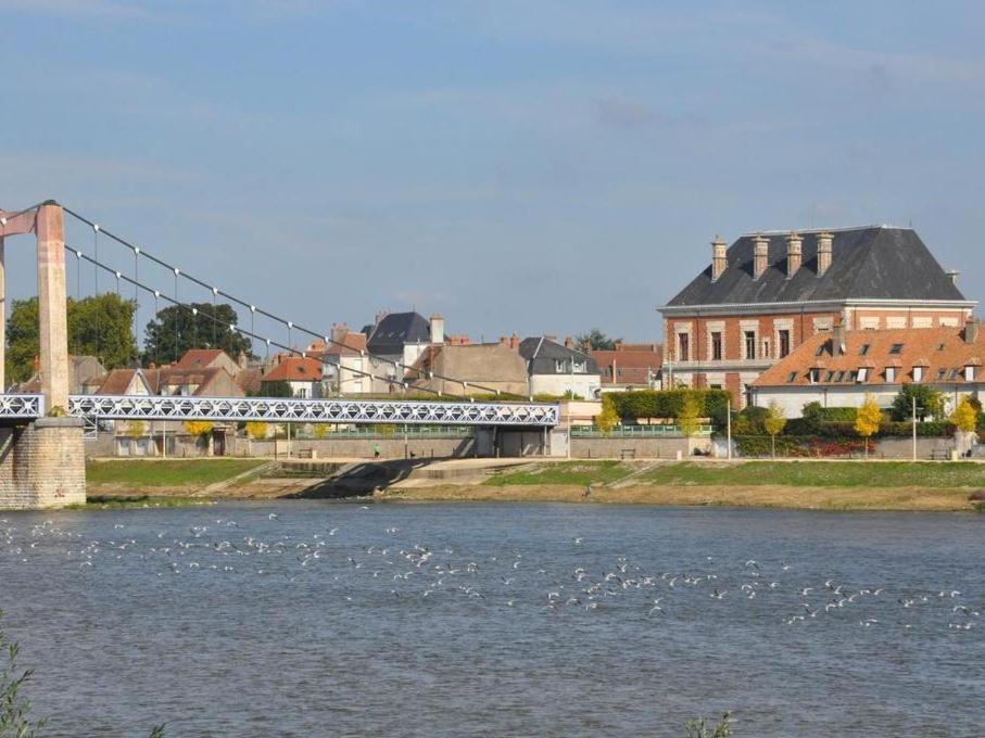 فندق Cosne-sur-Loireفي  Le Prieure Saint Agnan المظهر الخارجي الصورة